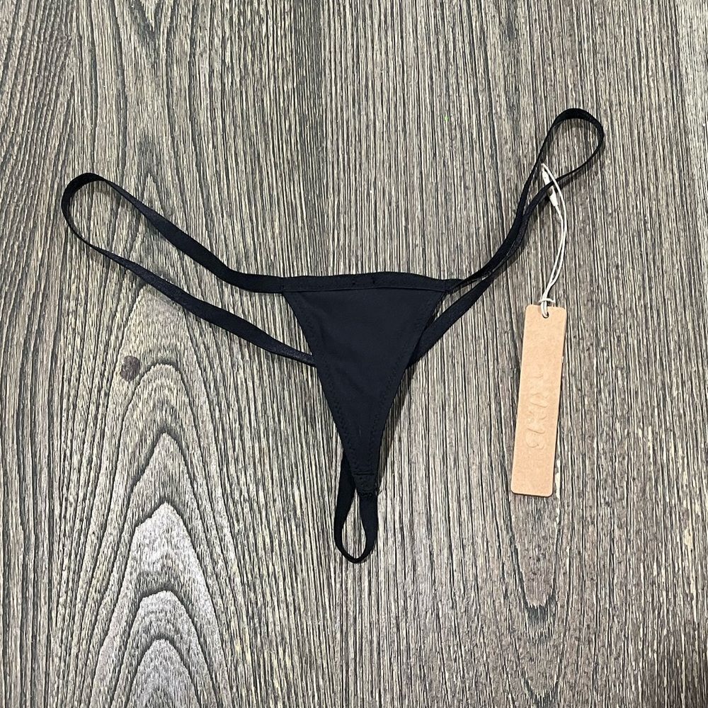 NWT Skims Fit Everybody Micro Thong Underwear T-Back High-Cut Legs Onyx Size S